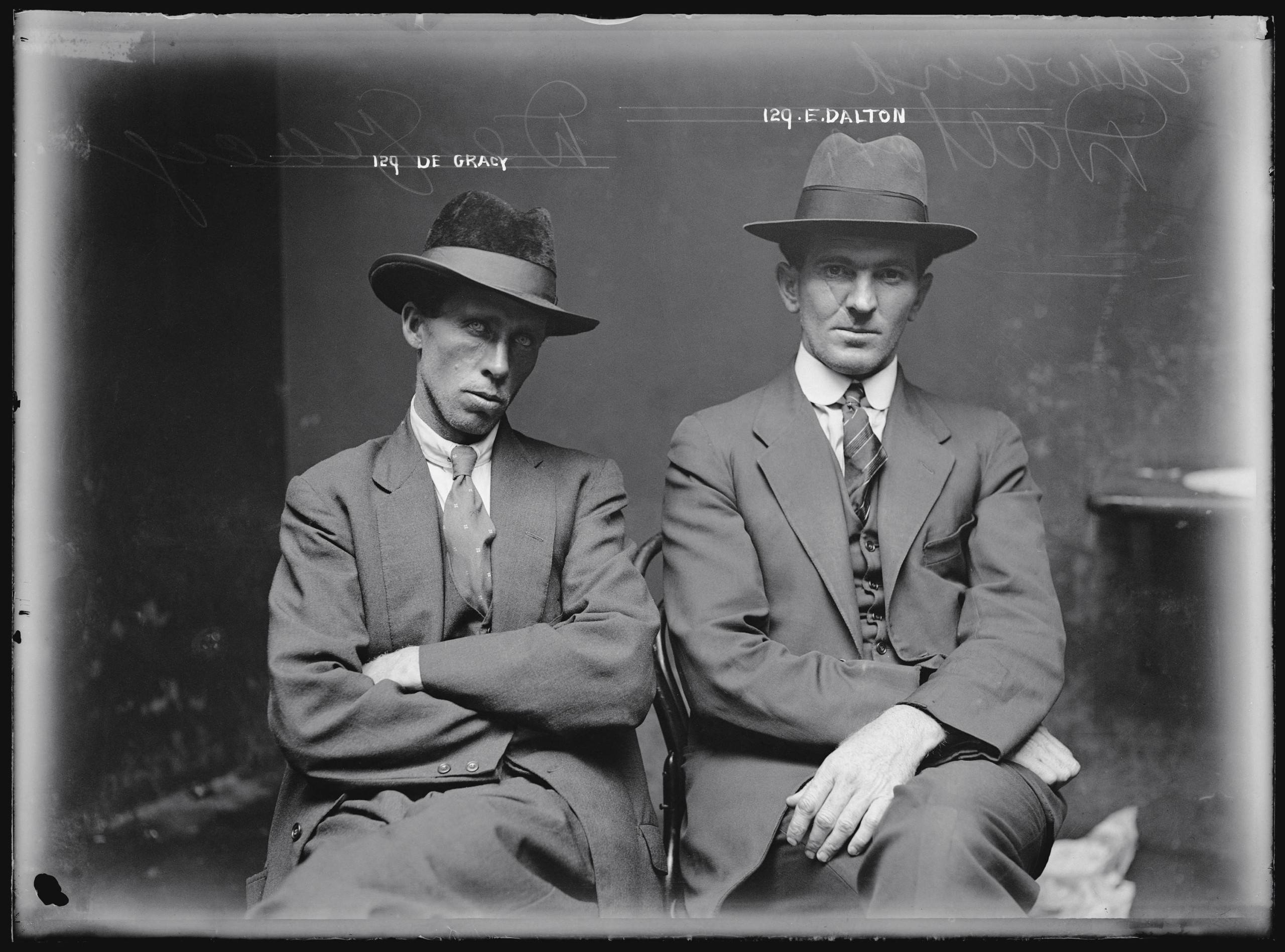12days_felons - Shot In The Dark Mysteries Murder Mystery Games